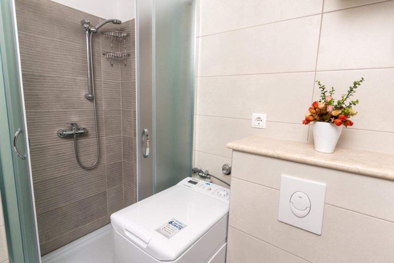 Mate Apartment *